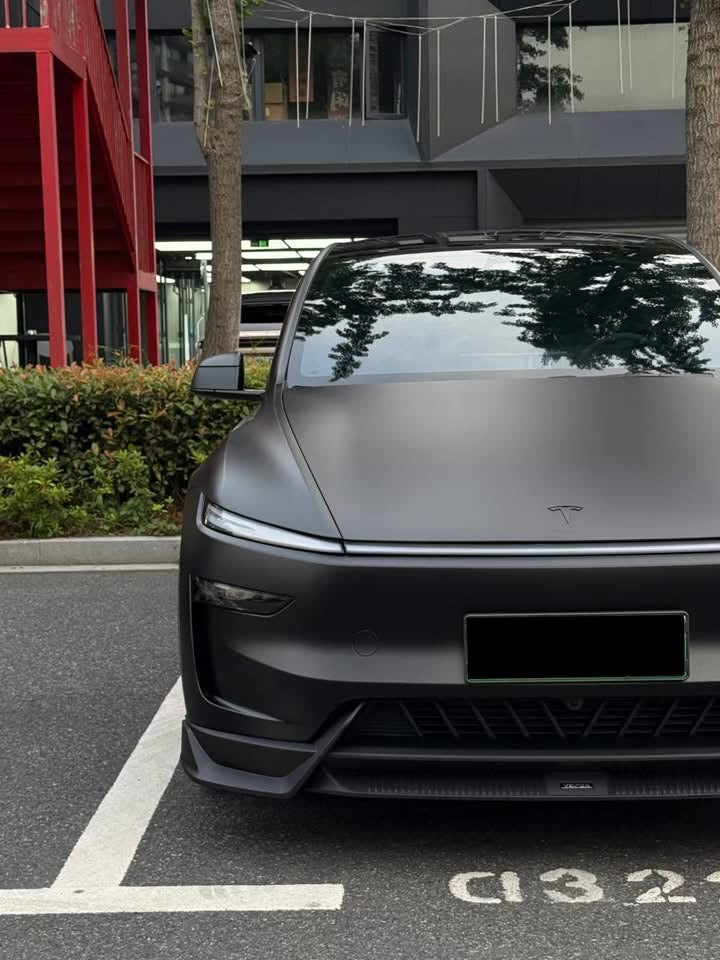 EV Bandit Tesla Model Y Juniper Yofer Body Kit (Premium & YL)