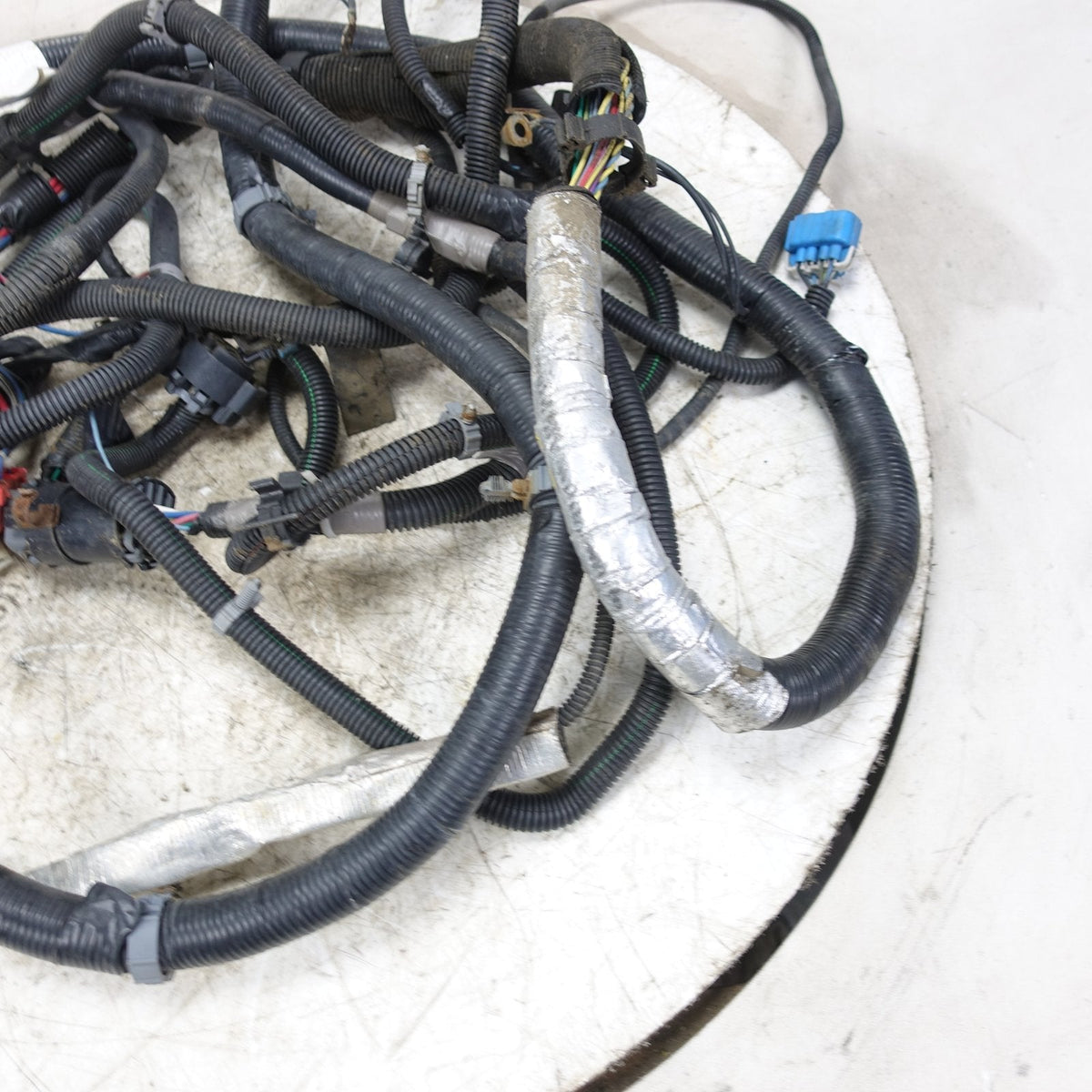 GM 2004 Silverado Sierra 2500 8.1L Frame Wire Harness Loom