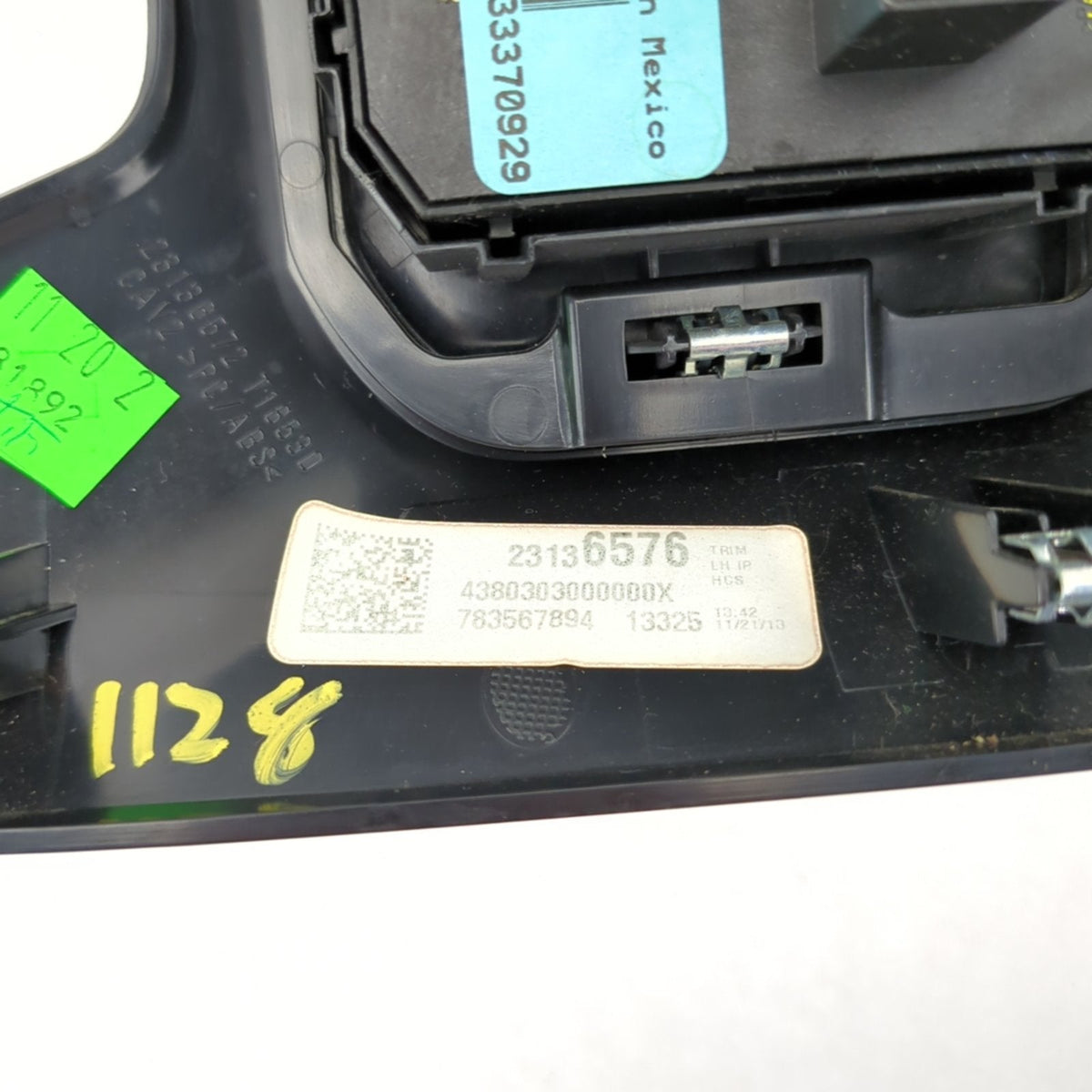GM 2014 2015 2016 2017 Chevrolet Silverado Headlight Switch With Bezel Vent Panel