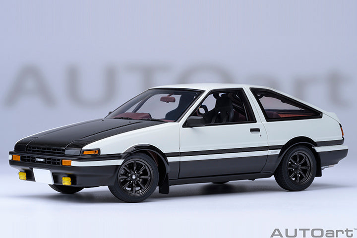 RHD AUTOart Toyota Sprinter Trueno (AE86) "Initial D" Project D Final Version 1:18