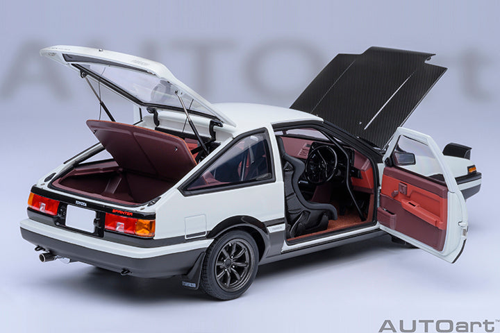 RHD AUTOart Toyota Sprinter Trueno (AE86) "Initial D" Project D Final Version 1:18