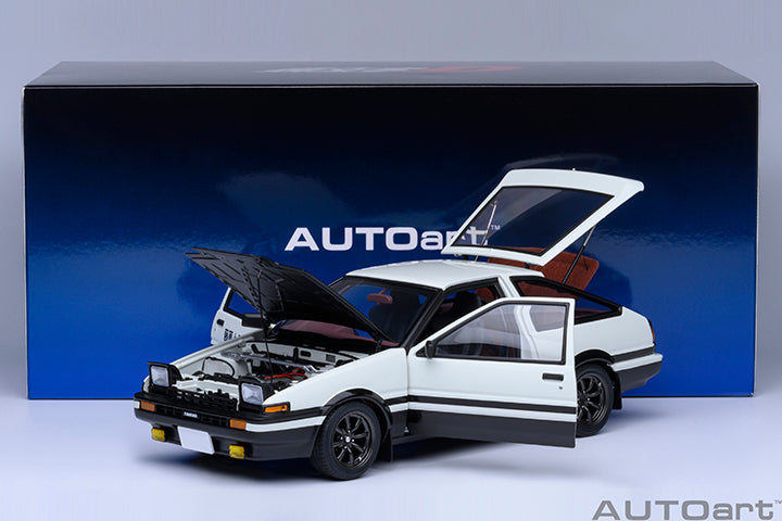 RHD AUTOart Toyota Sprinter Trueno (AE86) "Initial D" Project D Final Version 1:18