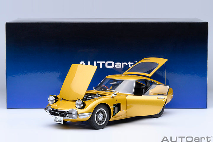 AUTOart 1967 Toyota 2000GT (Upgraded Version) Gold 1:18
