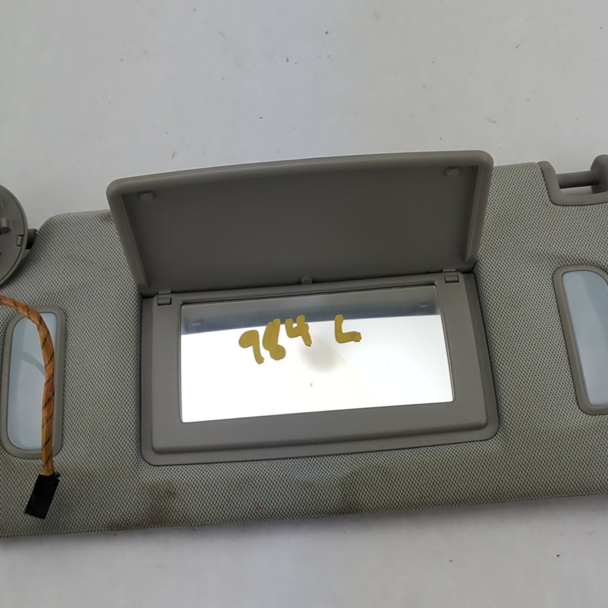 Chevrolet 2010 2011 2012 2013 2014 2015 Equinox Terrain Sun Visor Sunvisor Driver Left