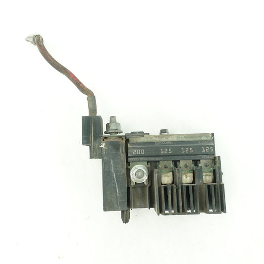 FoMoCo 2013 2014 2015 16 Ford F250 F350 6.7L Battery Fuse Box Power Distribution Block