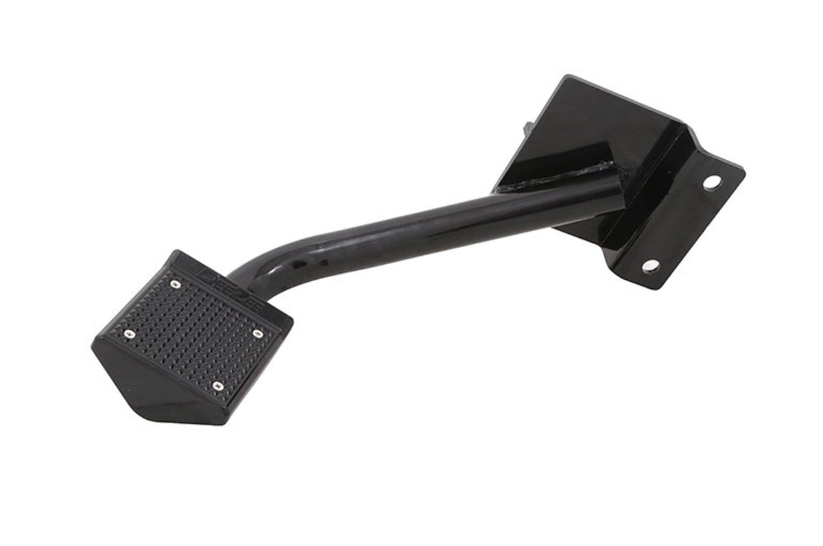 Dee Zee Bumper Step