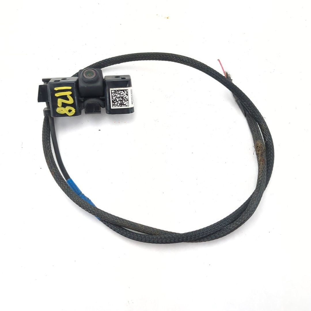 GM Damage 2014 2015 Chevrolet Silverado Sierra Rear View Backup Tailgate Camera