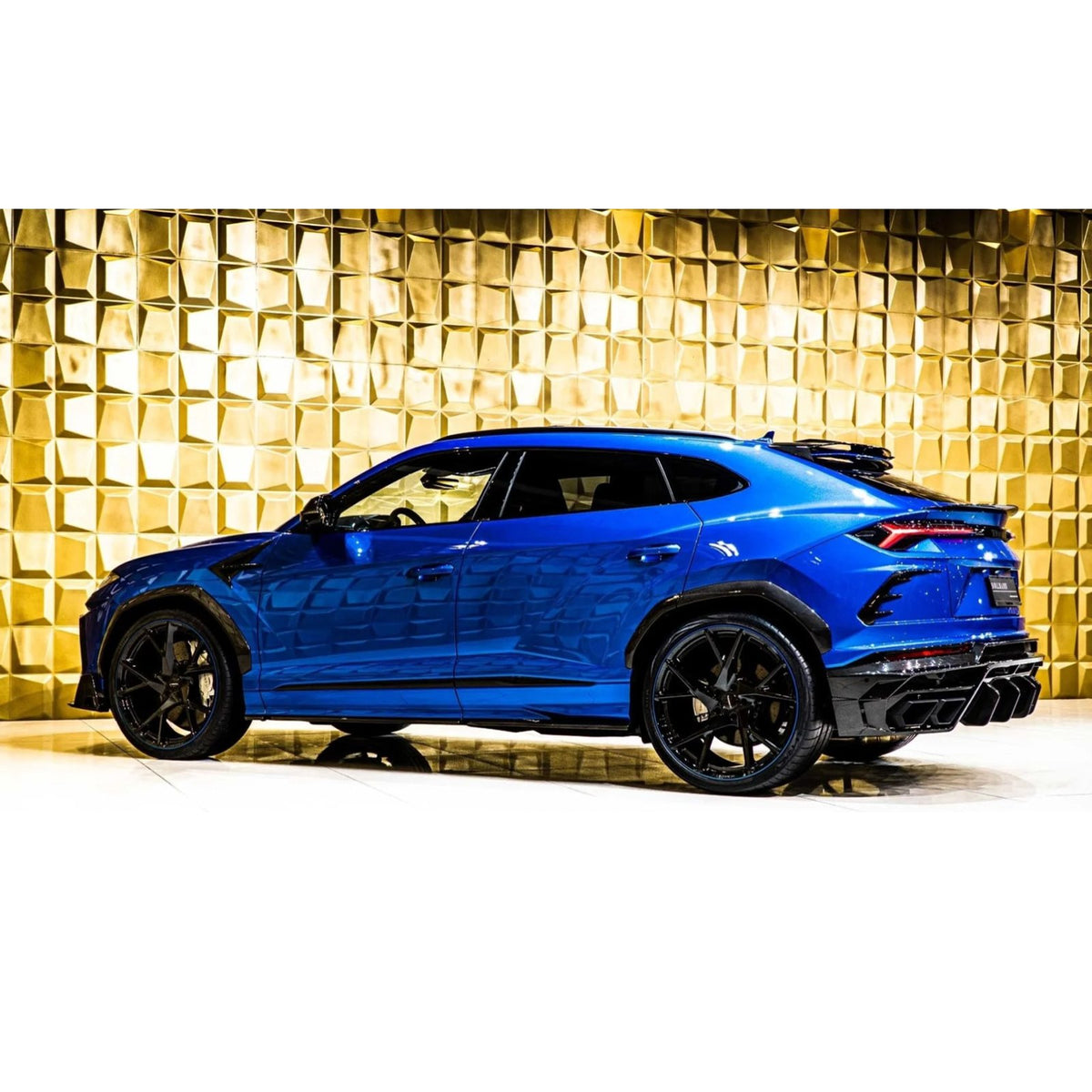 Bull Boost MSY Style Dry Carbon Fiber Rear Diffuser for Lamborghini Urus