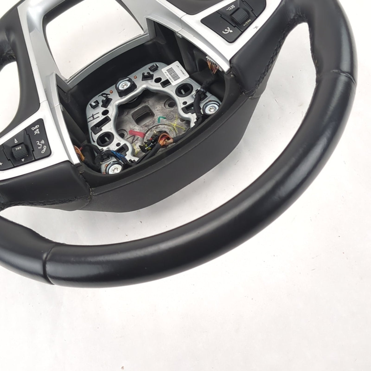 2010 2011 Chevrolet Equinox Steering Wheel Black Leather Multi Function Controls