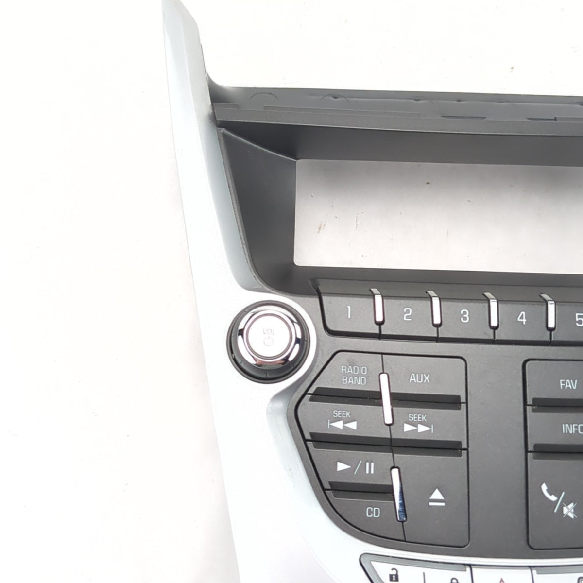 GM 2010 2011 Chevrolet Equinox Radio Climate Control Panel Center Console HVAC