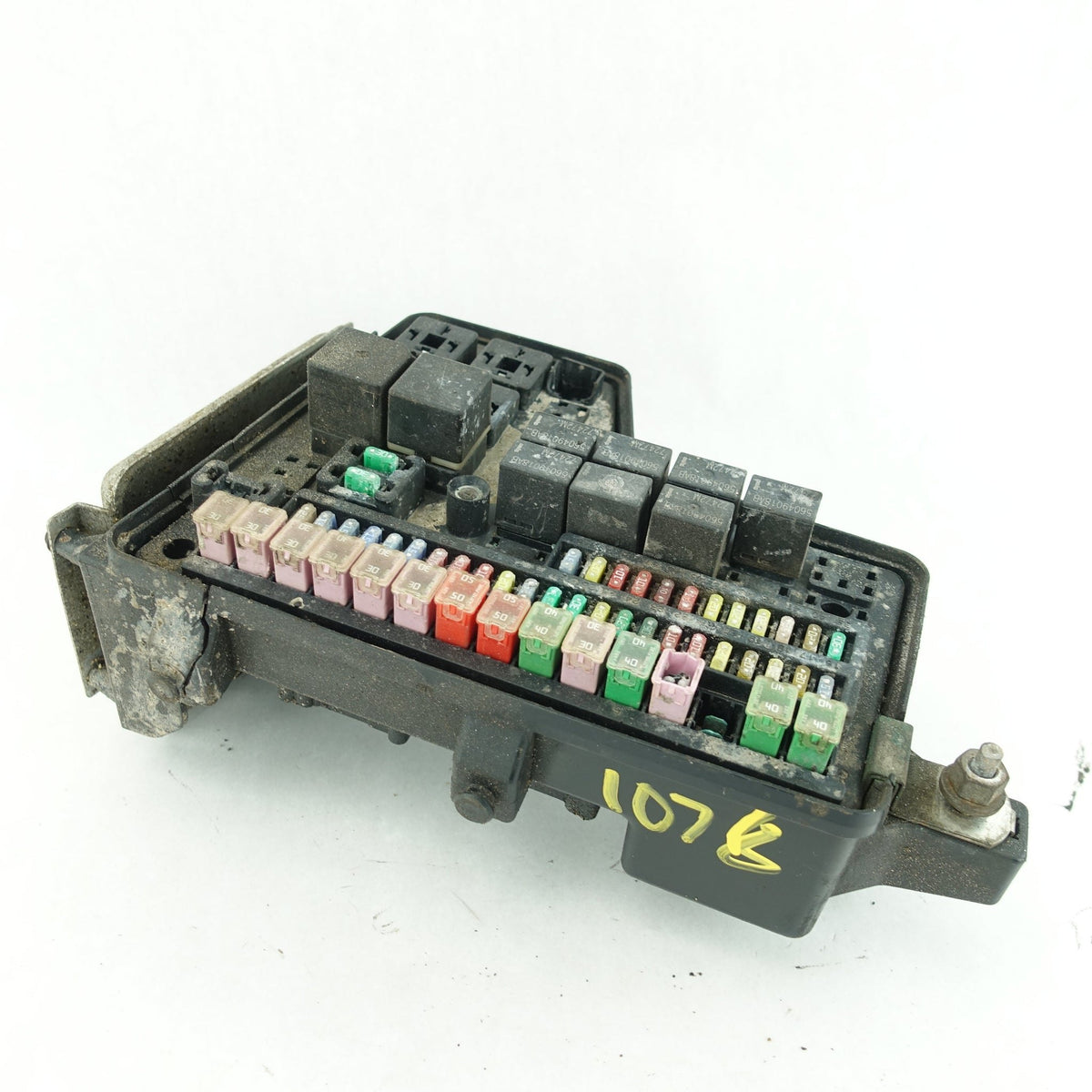 Damage 2003 Dodge Ram 2500 3500 5.9L Engine Fuse Junction Box - image 5