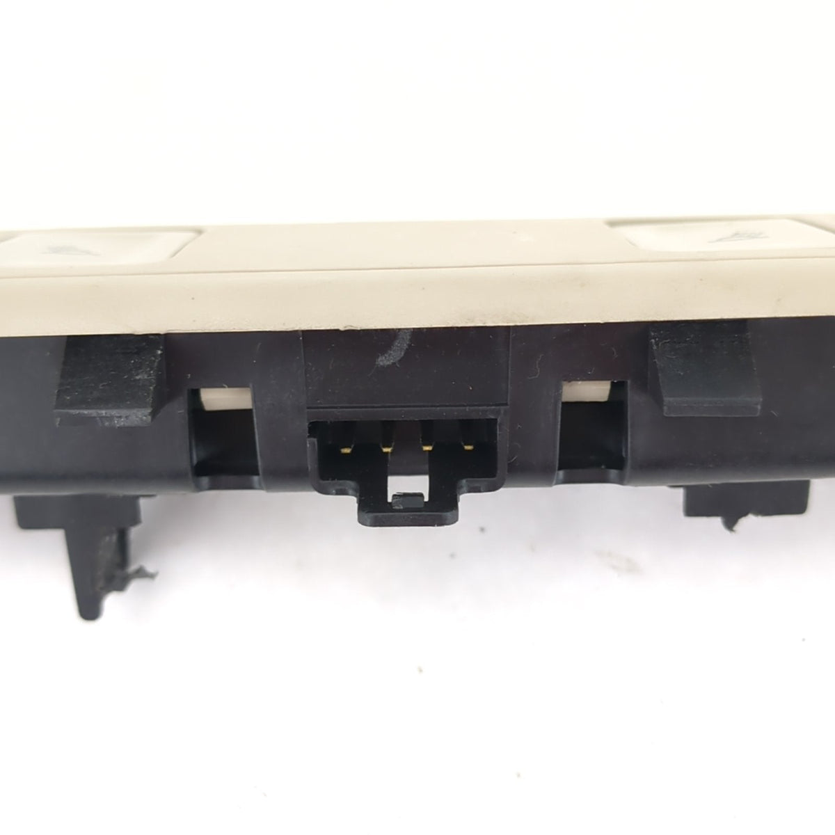 GM 2014 2015 2016 2017 2018 Silverado Sierra Rear Dome Map Light Lamp Shale