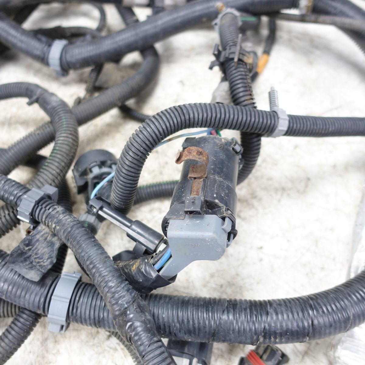 GM 2004 Silverado Sierra 2500 8.1L Frame Wire Harness Loom