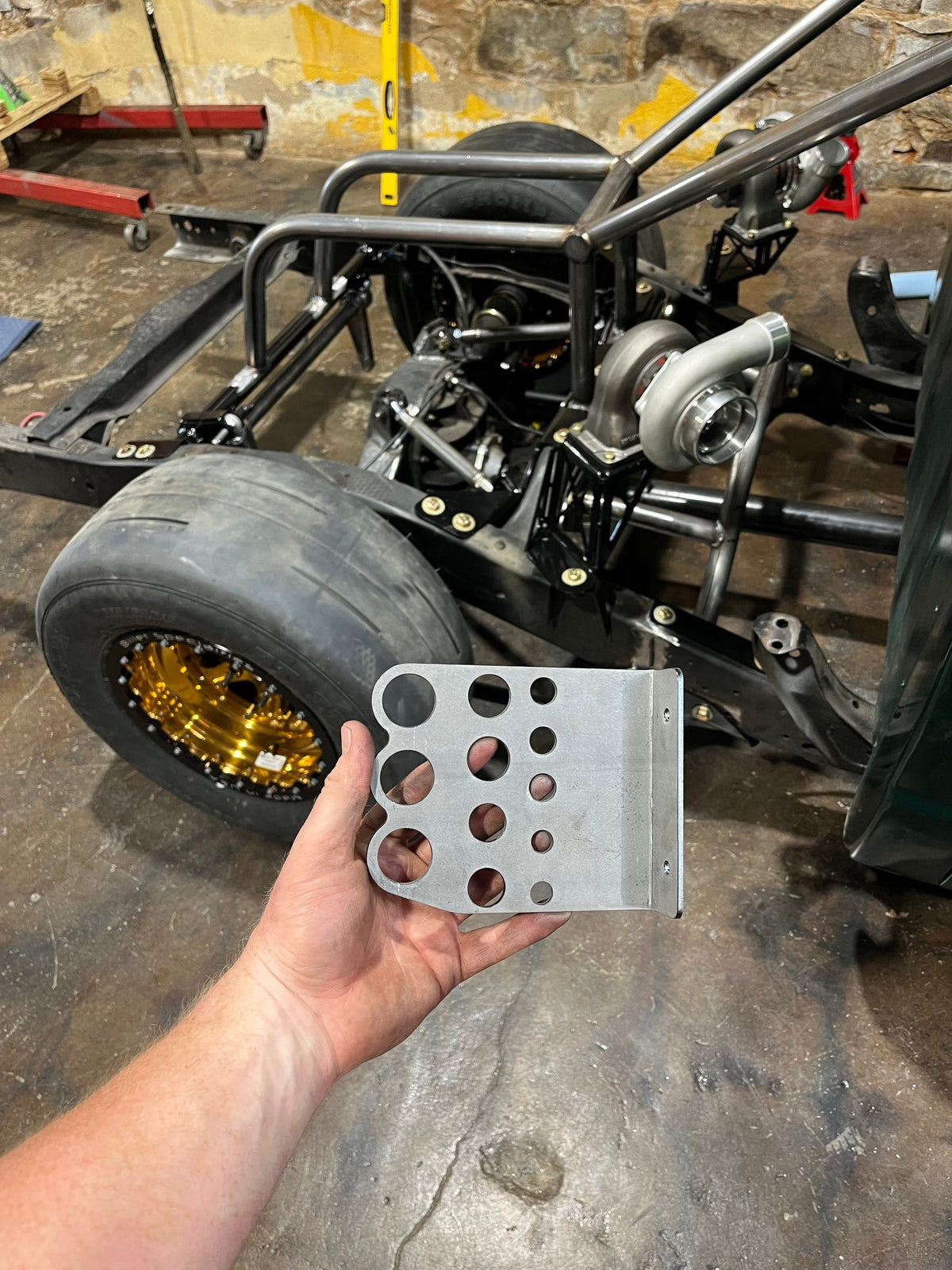 Frame Bulkhead / Brace Plate - image 4