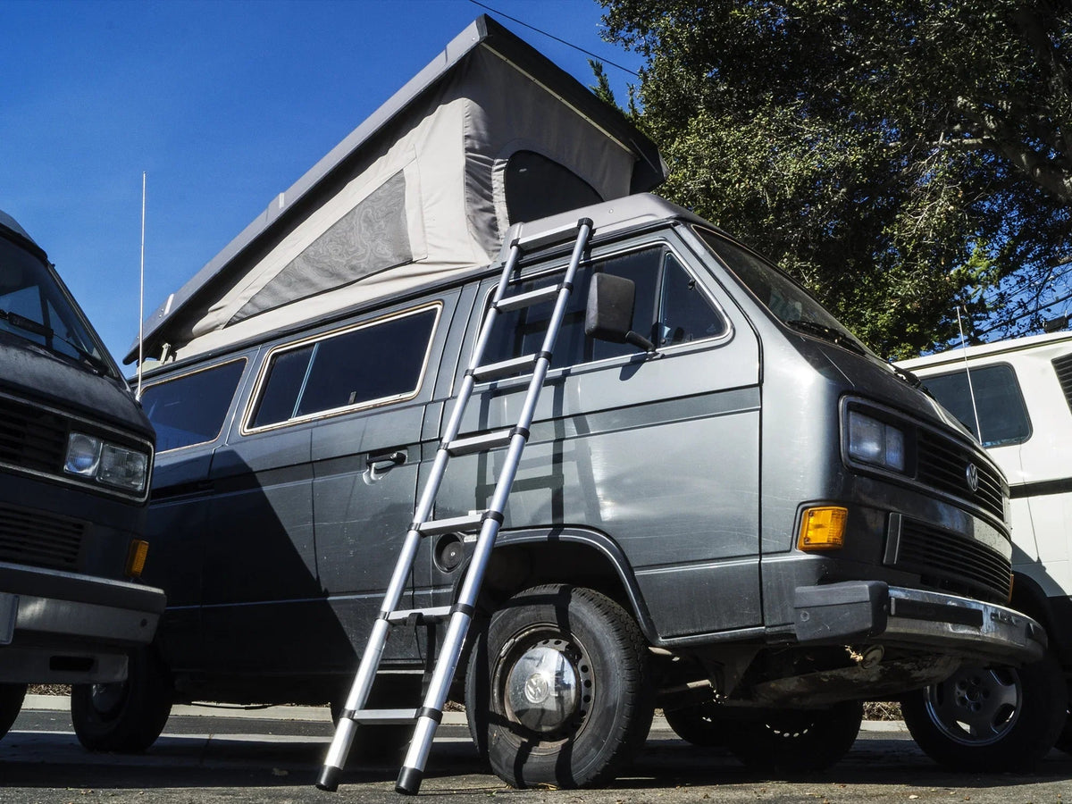 Compact Telescoping Ladder [All Vehicles]