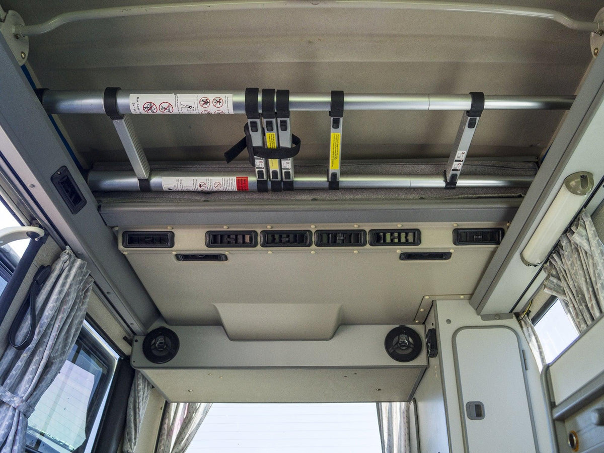 Compact Telescoping Ladder [All Vehicles]