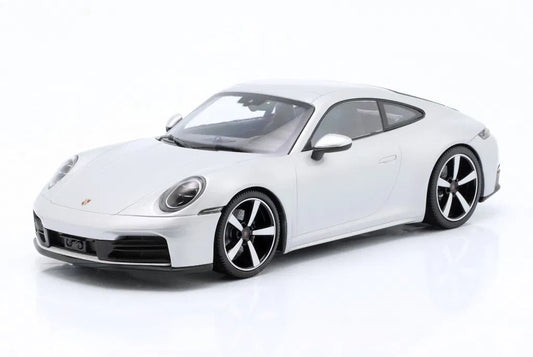 Minichamps 2025 Porsche 911 992.2 Carrera Coupe GT Silver Metallic 1:18 DEALER EDITION