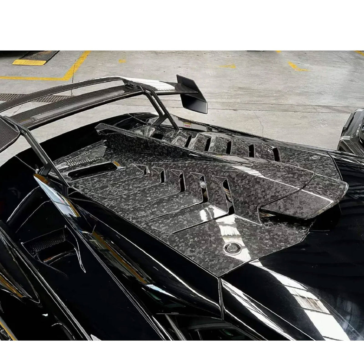 Bull Boost STO Style Carbon Fiber Engine Hood for Lamborghini Huracan LP580 LP610 EVO